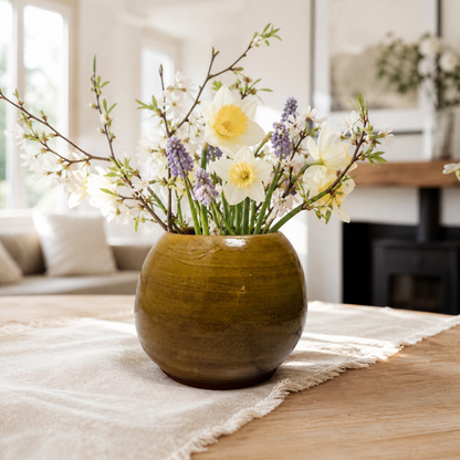 Earthen Stillness Vessel | Handmade Ceramics by CS Moss #0011